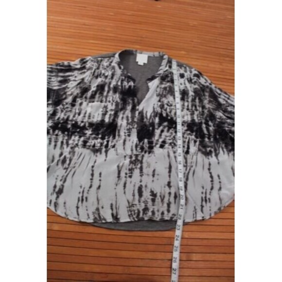 Line & Dot Sz M Pockets Silk Mix Media Crop Blouse Top - Picture 7 of 8